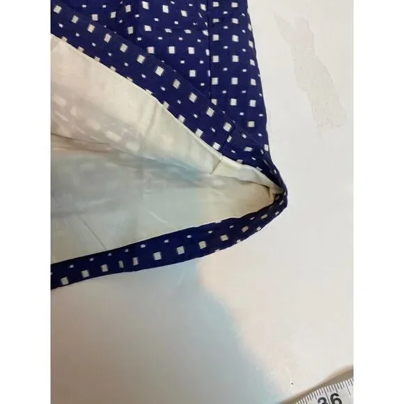 Banana Republic  Shorts Blue Square Pattern Preppy -- Size 8 - Picture 6 of 9